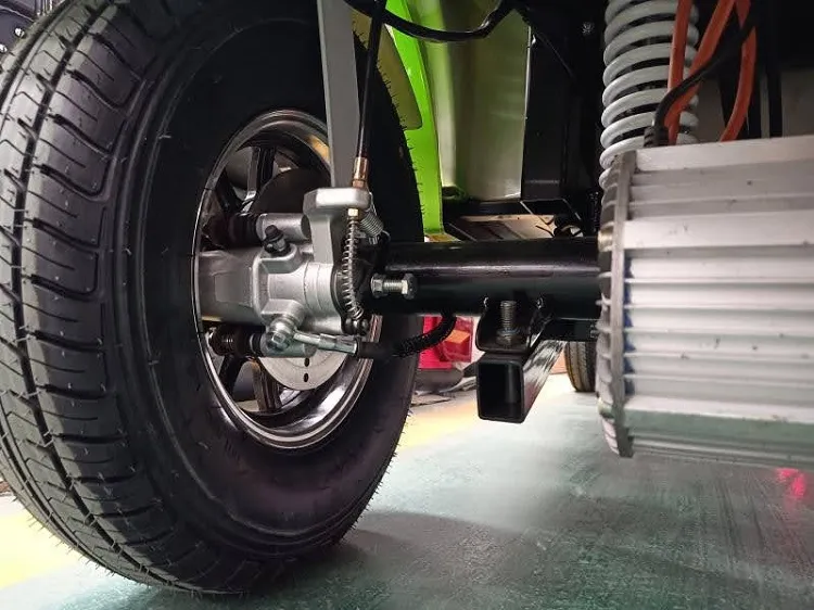 Datos Tecnicos del coche de glof electrico de SANSA modelo Suggs 3500W 9